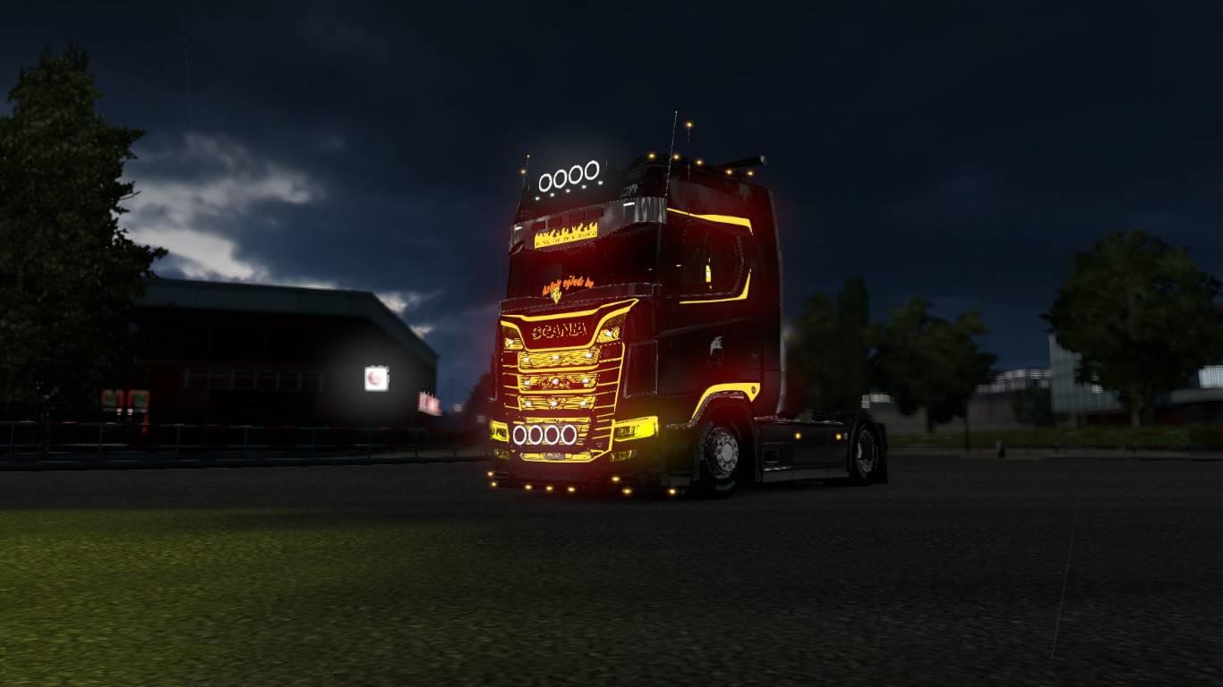 ETS2 - Pack of Parts and Trucks V1 (1.37.x) (1.37.x)