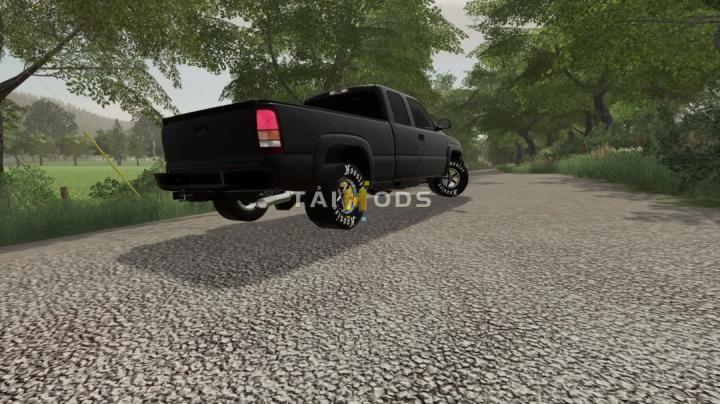 FS19 - 2002 Silverado Street Truck V1.0 (1.7) FS19 - 2002 Silverado Street Truck V1.0 (1.7)