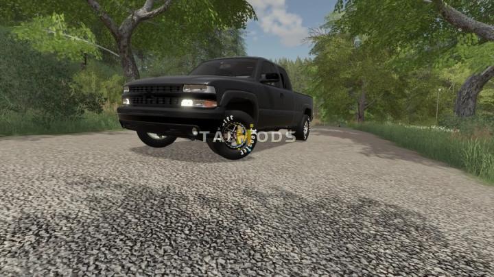 FS19 - 2002 Silverado Street Truck V1.0 (1.7) FS19 - 2002 Silverado Street Truck V1.0 (1.7)