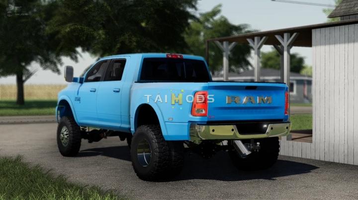 FS19 - 2018 Dodge Ram Megacab V1.0 (1.7) FS19 - 2018 Dodge Ram Megacab V1.0 (1.7)