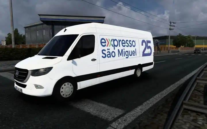 ETS2 - Mercedes-Benz Sprinter 2021 Expresso Sao Miguel 25 Anos Skin (1.41.x) ETS2 - Mercedes-Benz Sprinter 2021 Expresso Sao Miguel 25 Anos Skin (1.41.x)