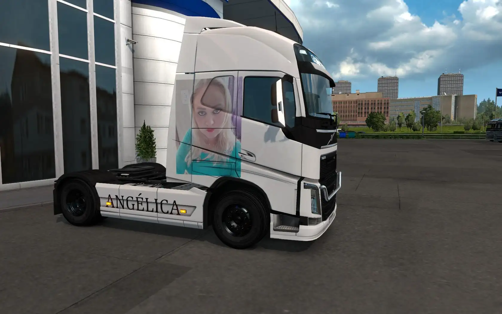 ETS2 - Volvo Fh16 2012 Angelica Skin (1.37.x)
