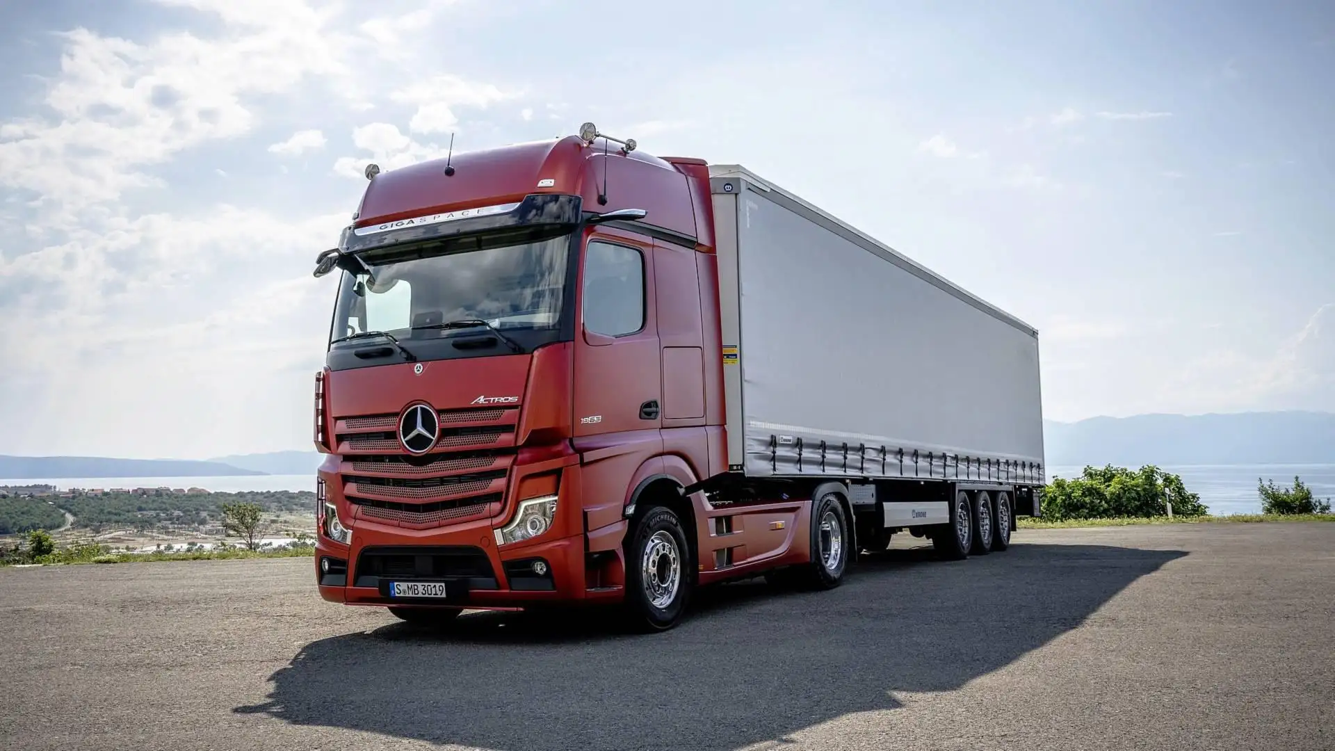 ETS2 - Mercedes-Benz Actros Mp4 Real 16lt Sound Mod (1.35.x) ETS2 - Mercedes-Benz Actros Mp4 Real 16lt Sound Mod (1.35.x)
